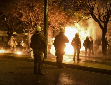 Δίωξη για κακούργημα σε 6 από τους 19 συλληφθέντες στο Πολυτεχνείο